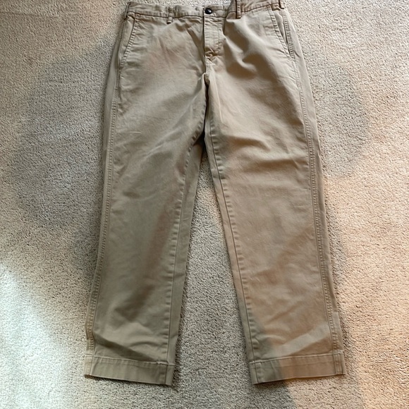 Mens Joseph Abboud khakis. Good condition - Picture 1 of 3